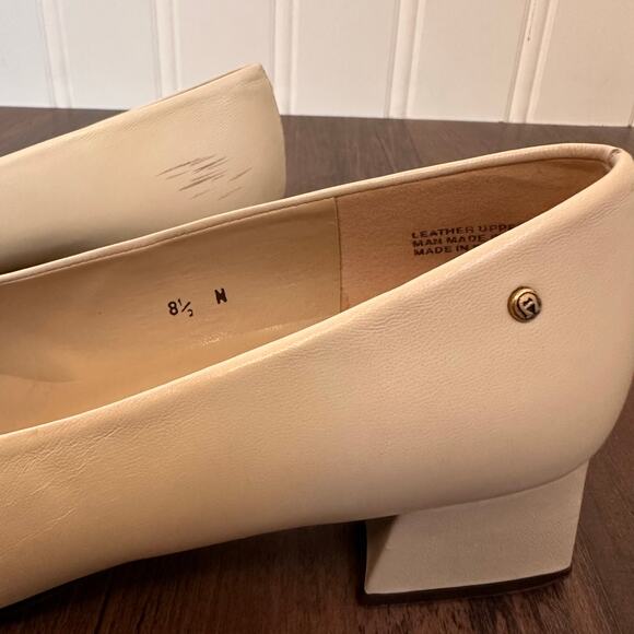 Vintage 80s/90s Academia Cream Leather Heels 8.5 - Picture 3 of 7